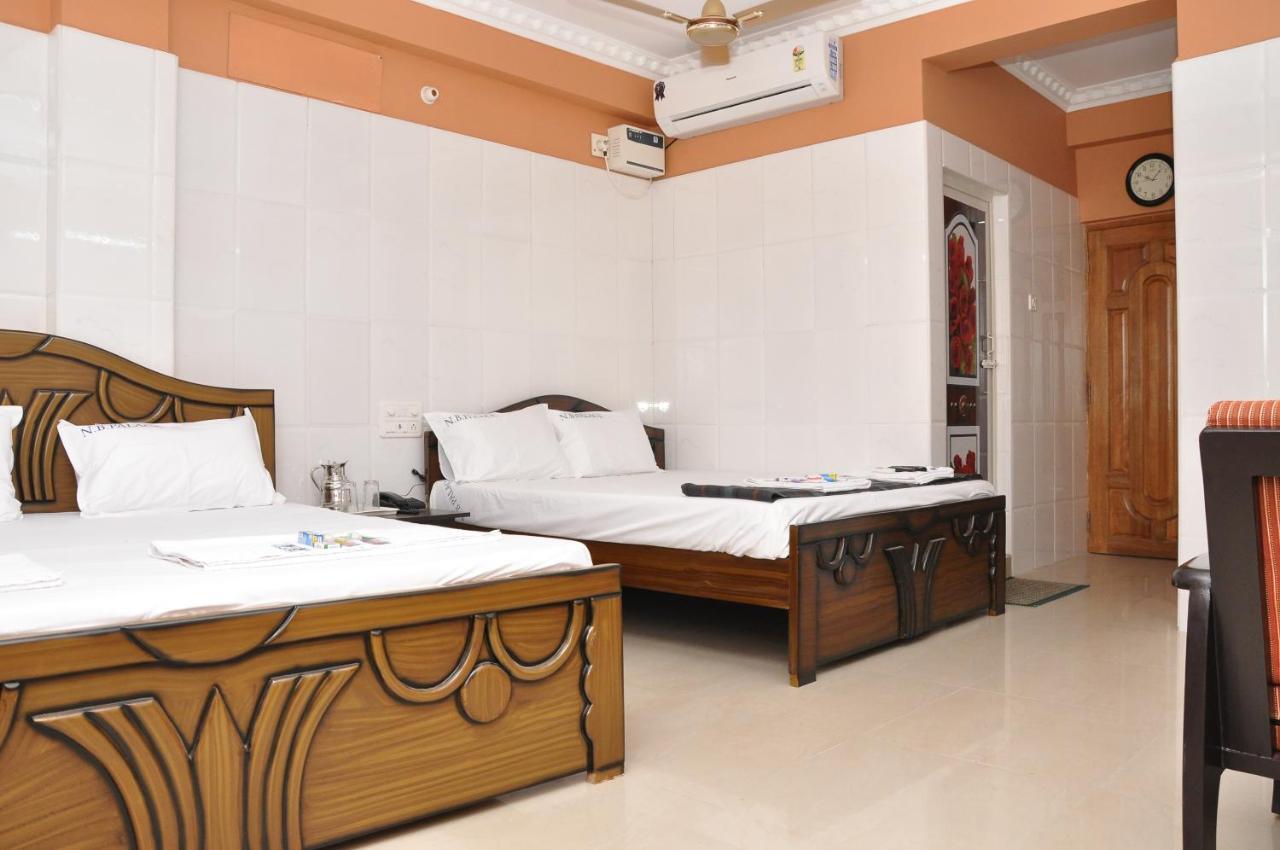 Nb Palace Chennai Bagian luar foto